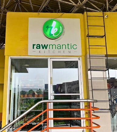 rawmantic shop front Edited